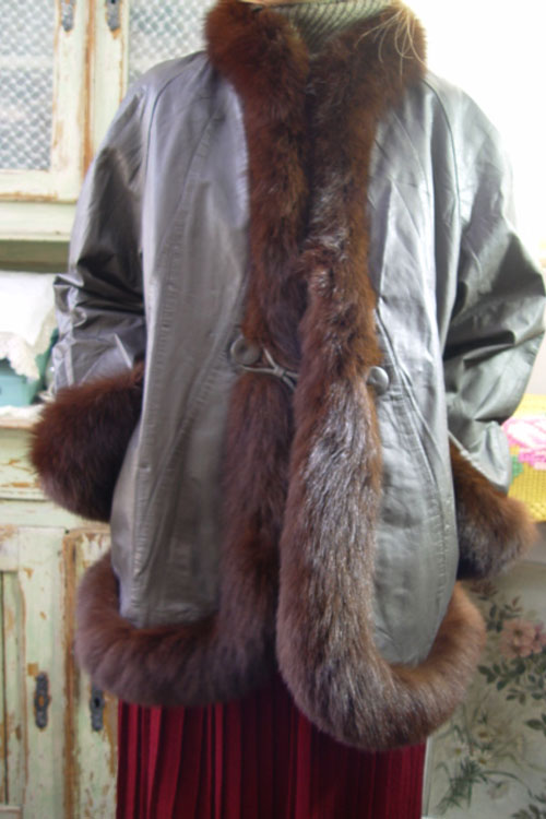 VINTAGE Laether  fox coat